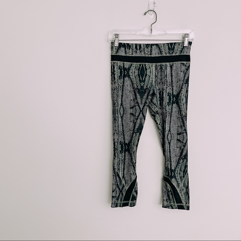 Lululemon Cropped Leggings